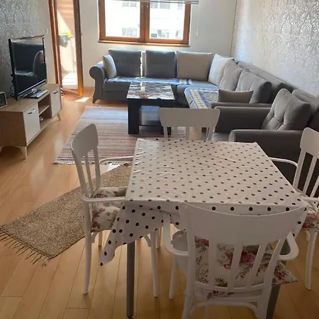 Taftalice Lueks Living With 2 Bathroom And Kitchen *