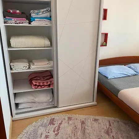 Apartman Taftalice Lueks Living With 2 Bathroom And Kitchen